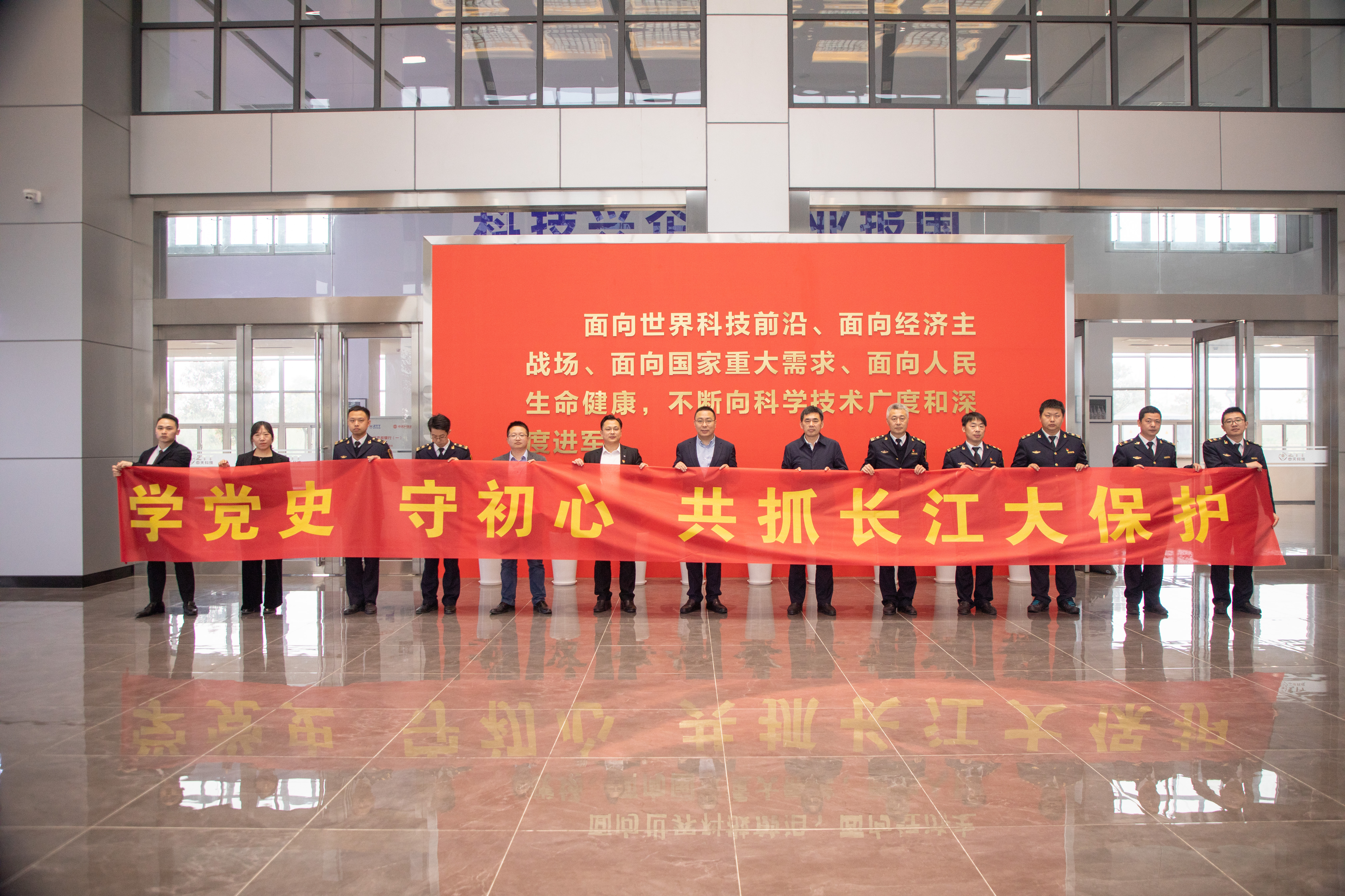 u球体育直播 - 全球赛事·极速直击